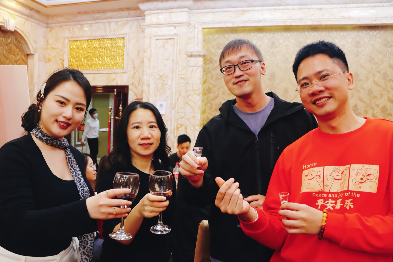 策马扬鞭，共赴卓越 | 格雷达控股2025年终盛典圆满举行